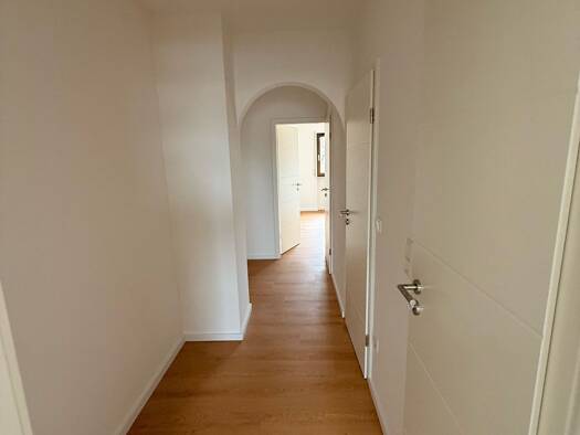 Wohnung zur Miete 1.300 € 3 Zimmer 80 m² Geschoss 2/2 frei ab sofort Tennenlohe Erlangen 91058