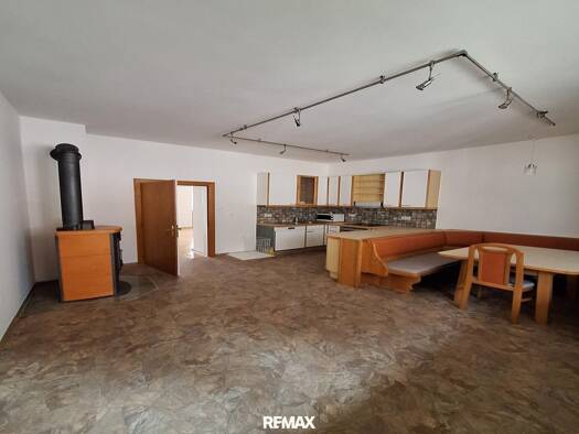 Wohnung zur Miete 938 € 4 Zimmer 87 m² Friesach 9360