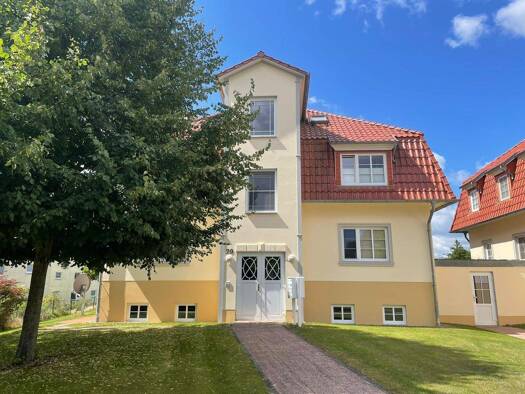 Wohnung zum Kauf 186.000 € 2 Zimmer 68 m² 1. Geschoss frei ab sofort Schloßstraße 29 Göhren-Lebbin 17213