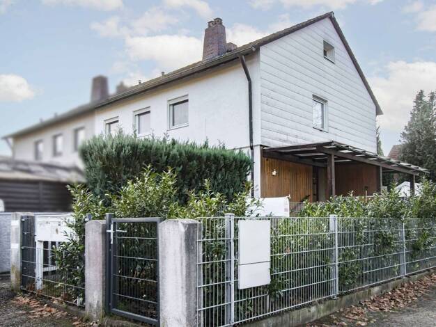 Mehrfamilienhaus zum Kauf als Kapitalanlage geeignet 468.000 € 6 Zimmer 127 m² 274,2 m² Grundstück Moorenbrunn Nürnberg 90475