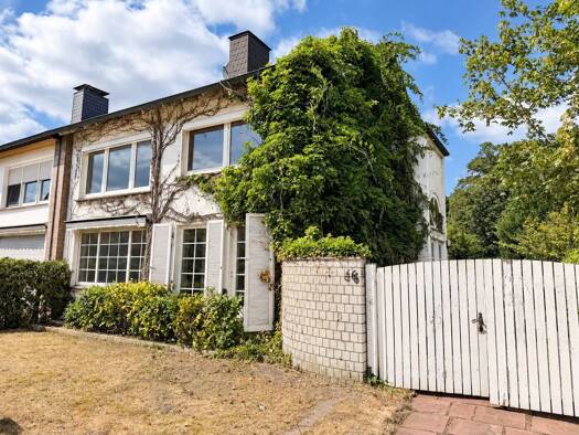 Doppelhaushälfte zum Kauf 349.000 € 6 Zimmer 132 m² 546 m² Grundstück Holsterhausen Dorsten 46284