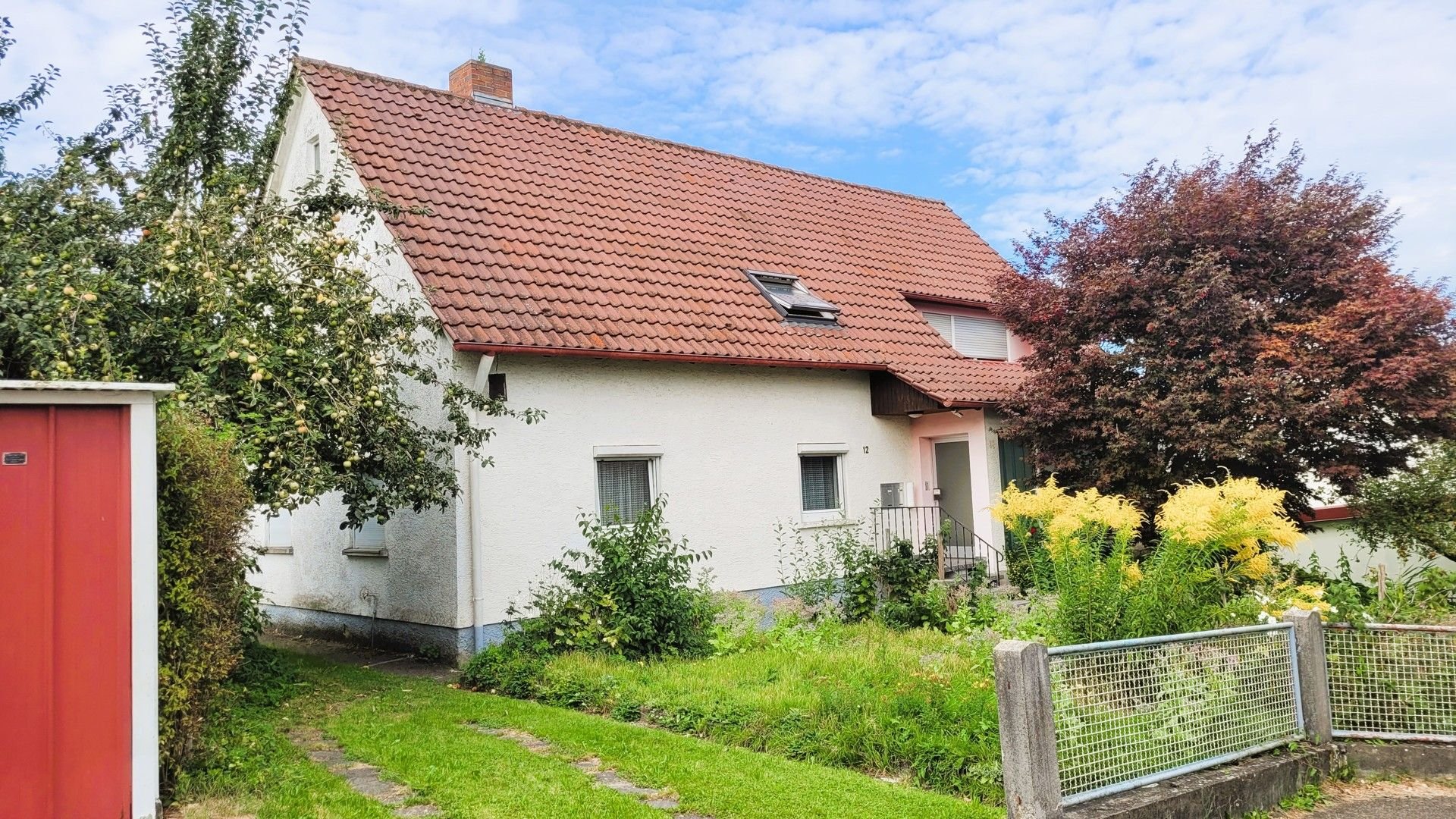 Mehrfamilienhaus zum Kauf 249.000 € 7 Zimmer 179,5 m²<br/>Wohnfläche 575 m²<br/>Grundstück Gartenstraße 12 Schnürpflingen Schnürpflingen 89194