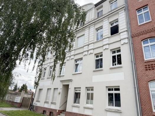 Wohnung zur Miete 300 € 1 Zimmer 31,8 m² 4. Geschoss Stendal Stendal 39567