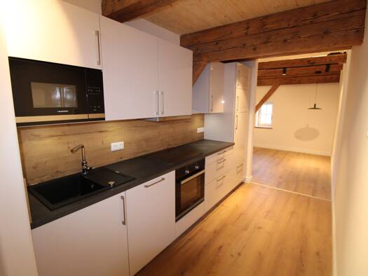 Wohnung zur Miete 800 € 2 Zimmer 65,3 m² 2. Geschoss frei ab sofort Jahnstraße Velden Velden 84149