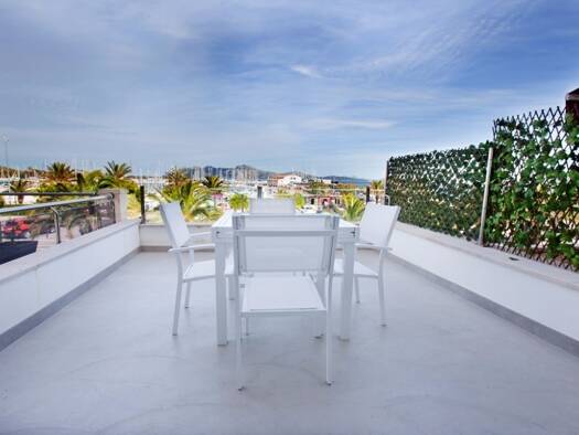 Maisonette zur Miete provisionsfrei 2.500 € 3 Zimmer 170 m² 1. Geschoss Port de Pollença 07470