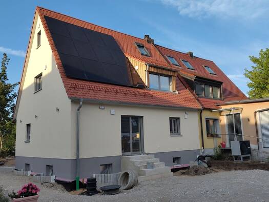 Doppelhaushälfte zur Miete 2.450 € 7 Zimmer 160 m² 675 m² Grundstück frei ab 01.10.2026 Falkenheim Südliche Außenstadt 90469