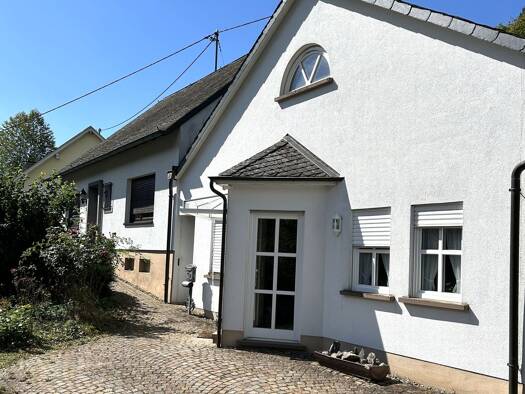 Haus zum Kauf 260.000 € 9 Zimmer 210 m² 793 m² Grundstück frei ab sofort Riveris 54317