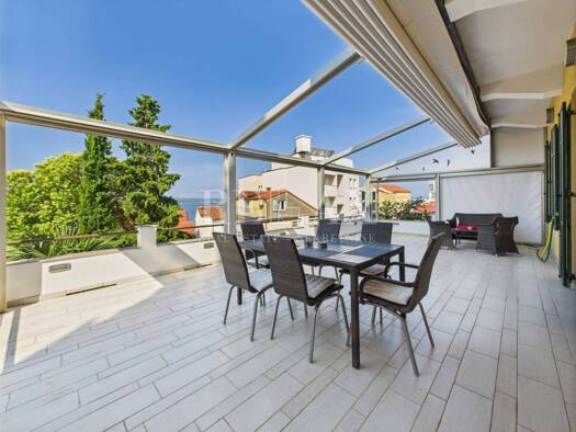 Wohnung zum Kauf 385.000 € 3 Zimmer 80 m² Geschoss 1/4 Crikvenica Crikvenica 51260