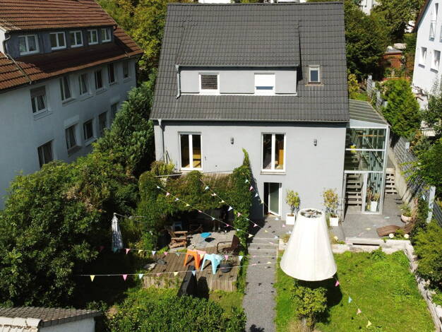 Einfamilienhaus zum Kauf provisionsfrei 850.000 € 8,5 Zimmer 250 m² 571 m² Grundstück Kallenberg Korntal-Münchingen 70825