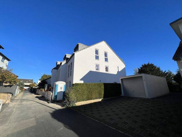 Reihenmittelhaus zur Miete 1.995 € 6 Zimmer 145 m² 123 m² Grundstück frei ab 01.04.2026 Leonberger Straße 5a Porz Köln 51145