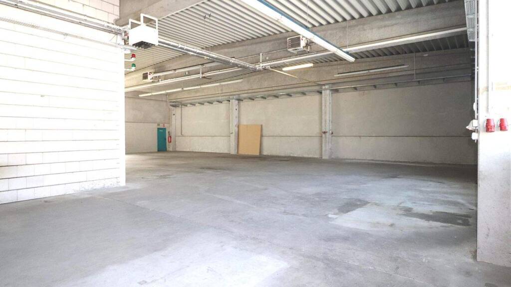 Lagerhalle zur Miete 3,47 € 850 m² Lagerfläche Geroldsgrün 95179