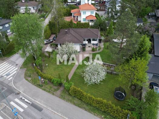 Einfamilienhaus zum Kauf 628.000 € 5 Zimmer 128 m² 1.430 m² Grundstück Nuolitie 1 Espoo 02240