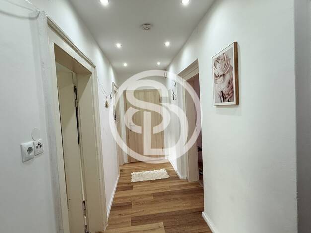 Wohnung zur Miete 790 € 4 Zimmer 95 m² frei ab 01.09.2025 Hof 95032