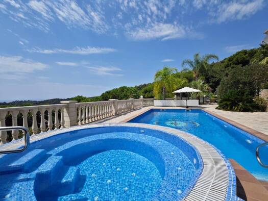 Villa zum Kauf 1.195.000 € 9 Zimmer 662 m² 1.660 m² Grundstück Lloret de Mar 17310