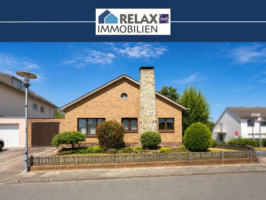 Einfamilienhaus zum Kauf 310.000 € 8 Zimmer 155 m² 815 m² Grundstück Geilenkirchen Geilenkirchen 52511