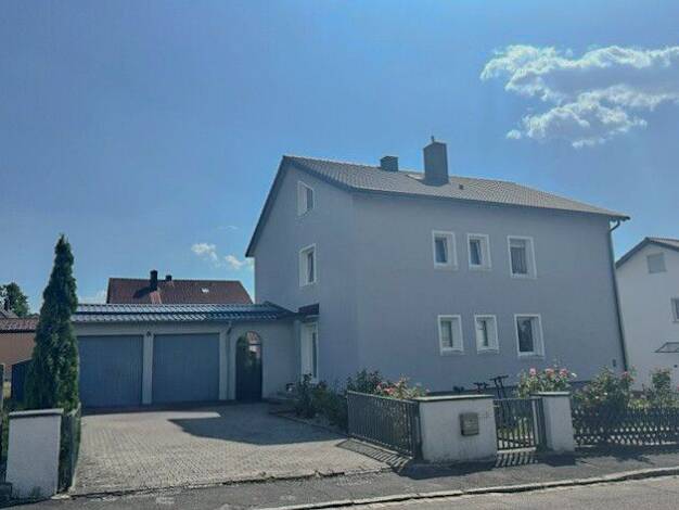 Mehrfamilienhaus zum Kauf 520.000 € 6 Zimmer 200 m² 791 m² Grundstück Bruck Bruck i.d.OPf. 92436