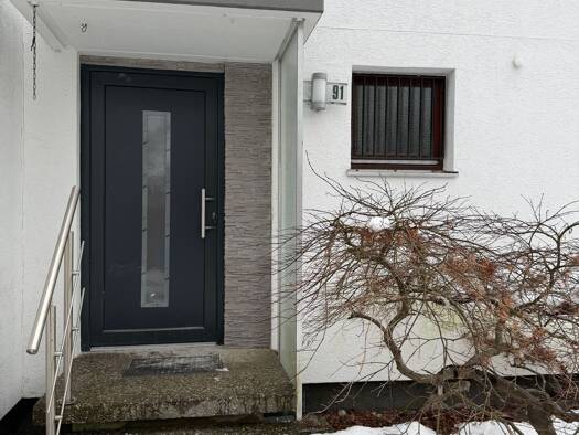 Reihenhaus zur Miete 2.050 € 5 Zimmer 178 m² 220 m² Grundstück frei ab sofort Schubertstraße Wendelstein 90530