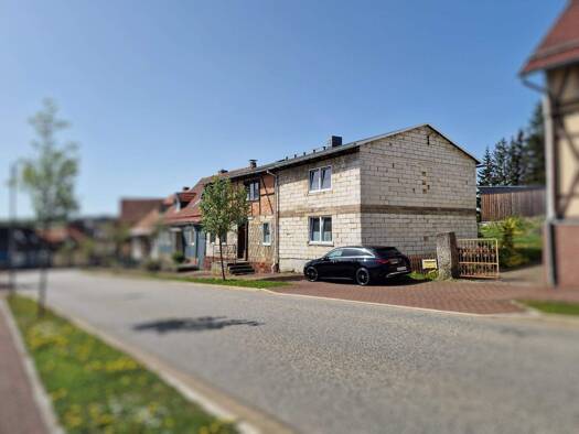 Mehrfamilienhaus zum Kauf 49.000 € 280 m² 725 m² Grundstück frei ab sofort Benneckenstein Oberharz am Brocken 38877