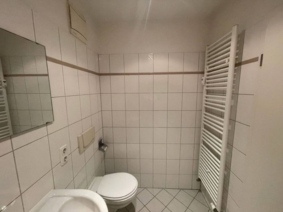 Property thumbnail 6