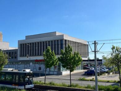 Büro-/Praxisfläche zur Miete provisionsfrei 1.980 € 8 Zimmer 207 m² Bürofläche Salvador-Allende-Platz 29 Lobeda Jena 07747