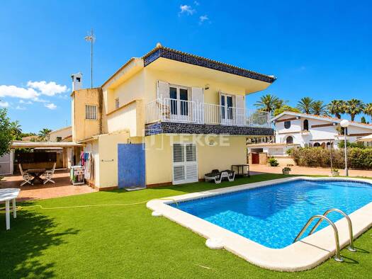 Einfamilienhaus zum Kauf 1.295.000 € 6 Zimmer 329 m² 656 m² Grundstück Alicante 03189