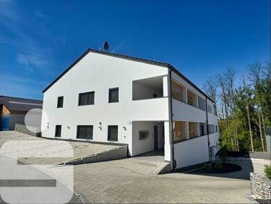Wohnung zum Kauf 359.000 € 3 Zimmer 102,7 m² Dachgeschoss, 1. Geschoss frei ab sofort Windorf Windorf 94575