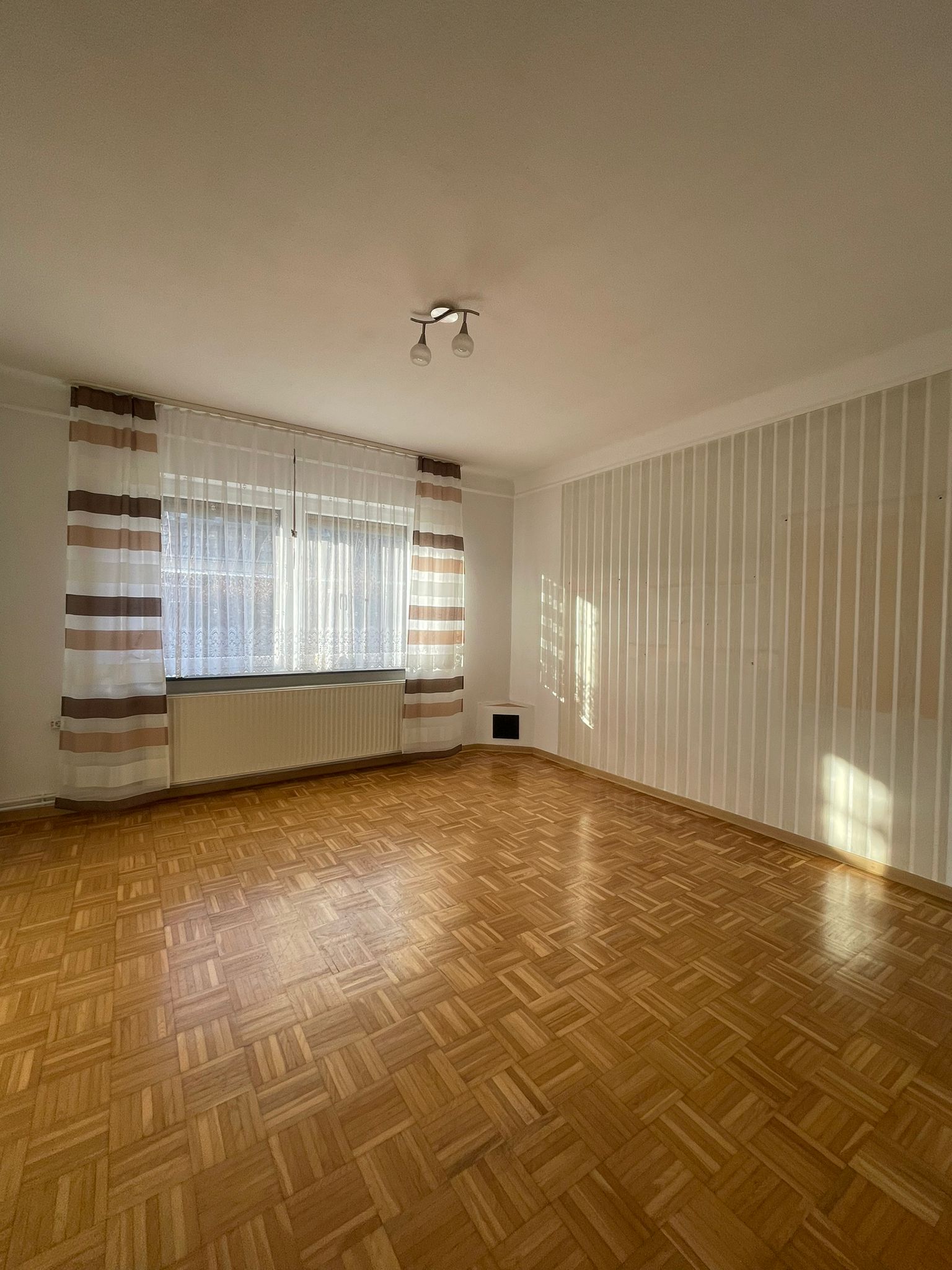 Wohnung zur Miete 500 € 2 Zimmer 85 m²<br/>Wohnfläche EG<br/>Geschoss ab sofort<br/>Verfügbarkeit Freesienstr. Cloppenburg Cloppenburg 49661