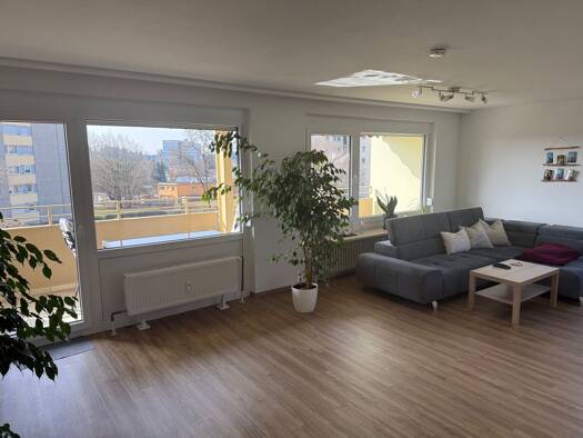 Wohnung zur Miete 900 € 3,5 Zimmer 102 m² Geschoss 2/6 frei ab 01.06.2026 Hirzwaldweg 21 Schwenningen Villingen-Schwenningen 78054