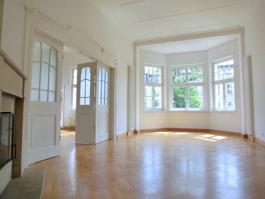 Bürofläche zum Kauf als Kapitalanlage geeignet 4.975 € 7 Zimmer 241 m² Zentrum-Süd Leipzig 04107