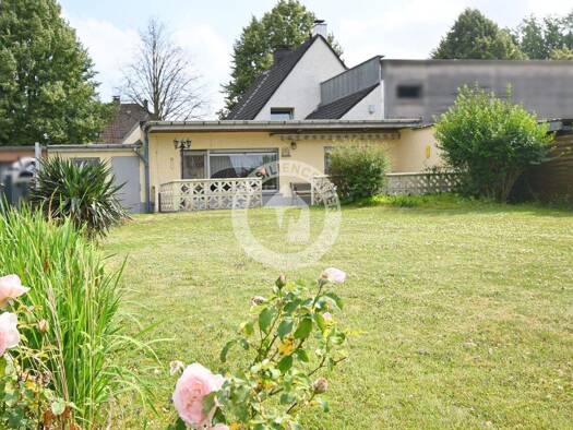 Doppelhaushälfte zum Kauf 265.000 € 5,5 Zimmer 120,2 m² 700 m² Grundstück Unna 59423