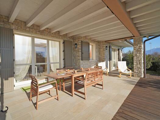 Villa zum Kauf 1.250.000 € 5 Zimmer 190 m² 1.100 m² Grundstück Gargnano 25084