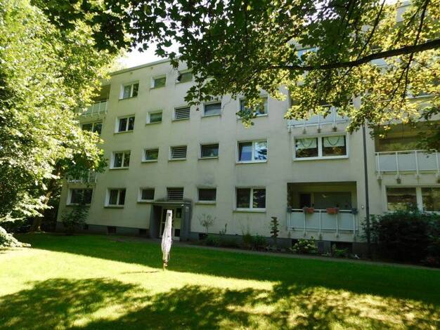 Wohnung zur Miete 810 € 3 Zimmer 70,2 m² 2. Geschoss frei ab 07.11.2026 Flözstr. 24 Wiemelhausen Bochum 44799