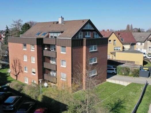 Wohnung zur Miete 620 € 3 Zimmer 78,4 m² 2. Geschoss frei ab 01.10.2025 Schillerstr. 14 Lehrte 31275