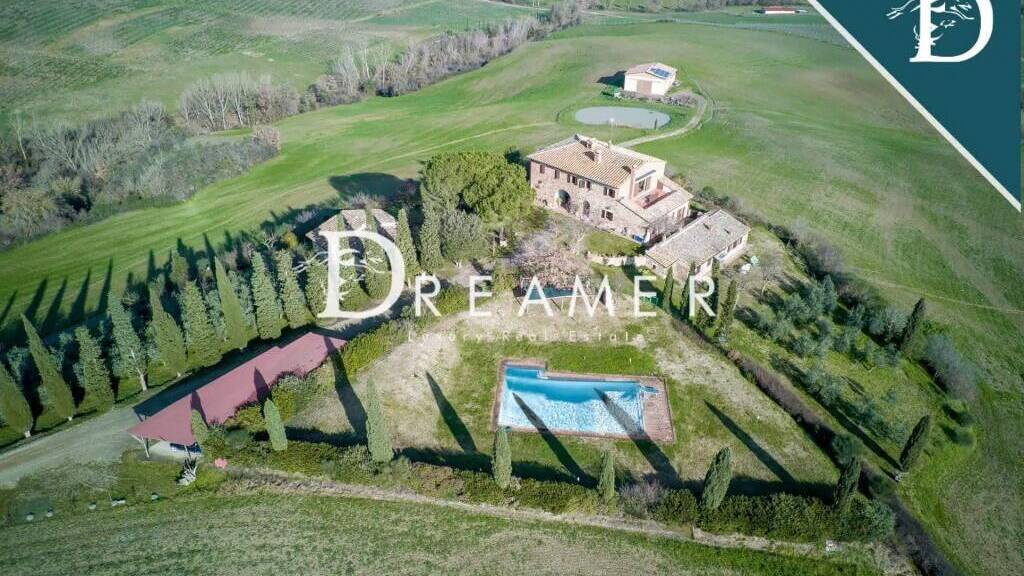 Bauernhaus zum Kauf 3.287.790 € 7 Zimmer 600 m² Siena 53045