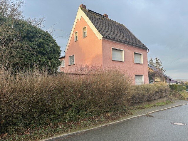 Haus zum Kauf 69.000 € 7 Zimmer 200 m²<br/>Wohnfläche 700 m²<br/>Grundstück Aupitzer Weg 25 Langendorf Weißenfels 06667