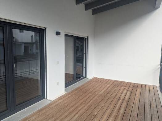 Wohnung zur Miete 990 € 3 Zimmer 120,3 m² Eichendorf Eichendorf 94428
