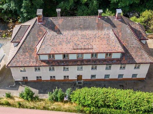 Mehrfamilienhaus zum Kauf provisionsfrei 349.000 € 29 Zimmer 668,5 m² 718 m² Grundstück frei ab sofort Albtalstraße 26 St Blasien St. Blasien 79837