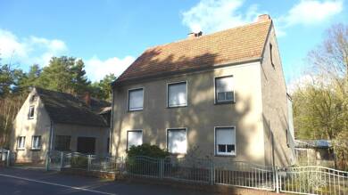Mehrfamilienhaus zum Kauf 181.000 € 7 Zimmer 166 m² 1.864 m² Grundstück Bühlow Spremberg 03130
