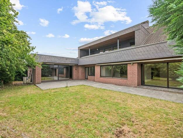 Haus zum Kauf 585.000 € 8 Zimmer 211,2 m² 2.121 m² Grundstück Aldenhoven 52457
