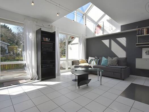 Haus zur Miete auf Zeit 3.950 € 5 Zimmer 130 m² frei ab sofort Birkach Birkach 70599