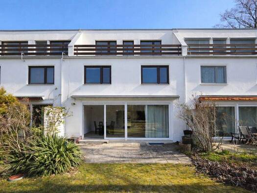 Reihenmittelhaus zum Kauf 650.000 € 5 Zimmer 116 m² 119 m² Grundstück Lankwitz Berlin 12247