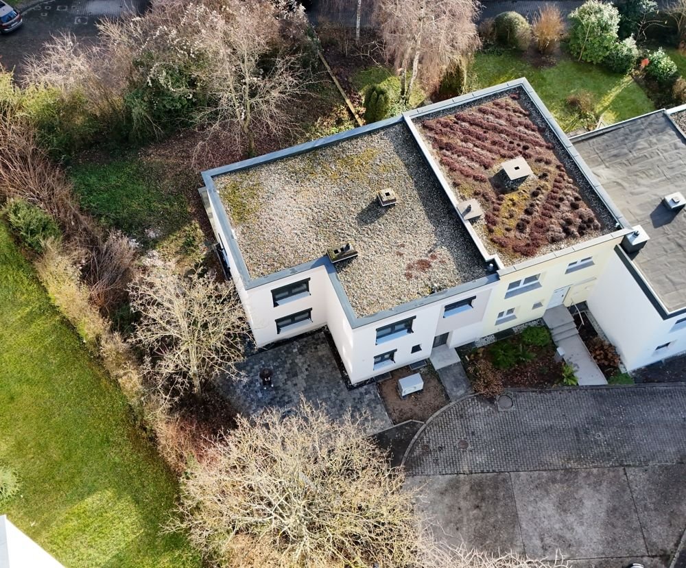 Reihenendhaus zum Kauf 950.000 € 6 Zimmer 166 m²<br/>Wohnfläche 484,8 m²<br/>Grundstück Schau-Ins-Land Wiesbaden 65189