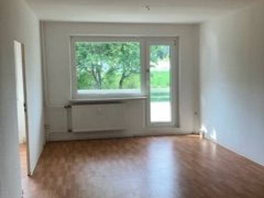 Wohnung zur Miete 435 € 3 Zimmer 71,8 m² 1. Geschoss Konstantin-Ziolkowski-Straße 18 Gotha 99867