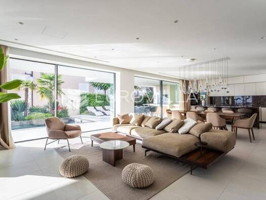 Villa zur Miete - Erstbezug 5.000 € 5 Zimmer 400 m² Podstrana Podstrana 21311