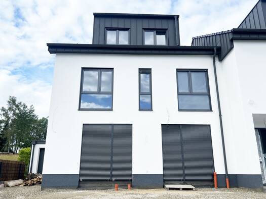 Doppelhaushälfte zur Miete 2.440 € 7 Zimmer 244 m² 320 m² Grundstück Borners Garten Bröl Waldbröl 51545