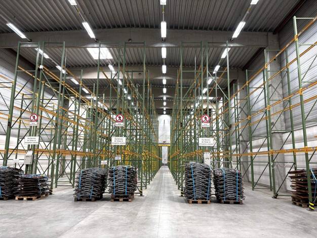 Lagerhalle zur Miete 10.000 € 2.133 m² Lagerfläche Altenfurt Nürnberg 90475