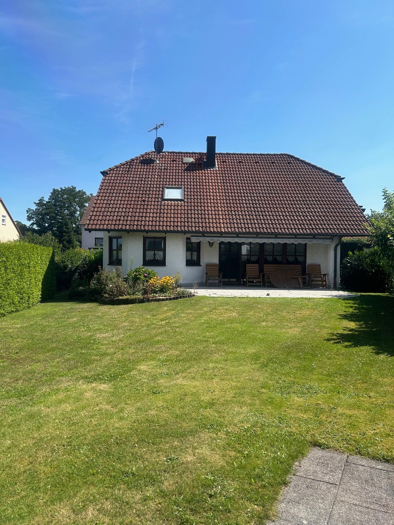 Einfamilienhaus zum Kauf 735.000 € 5 Zimmer 123 m²<br/>Wohnfläche 744 m²<br/>Grundstück ab sofort<br/>Verfügbarkeit Wachendorf Cadolzburg 90556