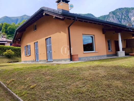 Mehrfamilienhaus zum Kauf 5 Zimmer 200 m² 470 m² Grundstück Griante 22011