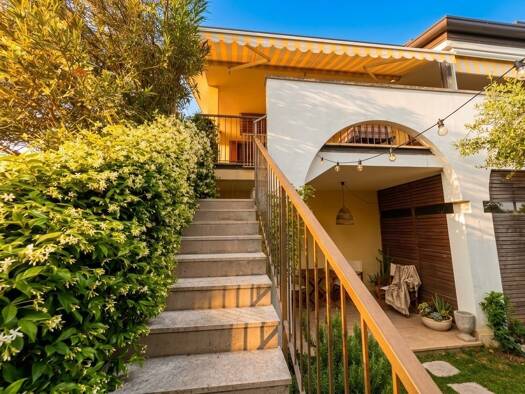 Wohnung zum Kauf 350.000 € 3 Zimmer 80 m² Geschoss 2/2 Via dei Vigneti 141 Lazise 37017
