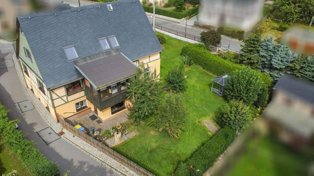 Einfamilienhaus zum Kauf 149.900 € 6 Zimmer 123 m² 753 m² Grundstück Neundorf Thermalbad Wiesenbad 09488